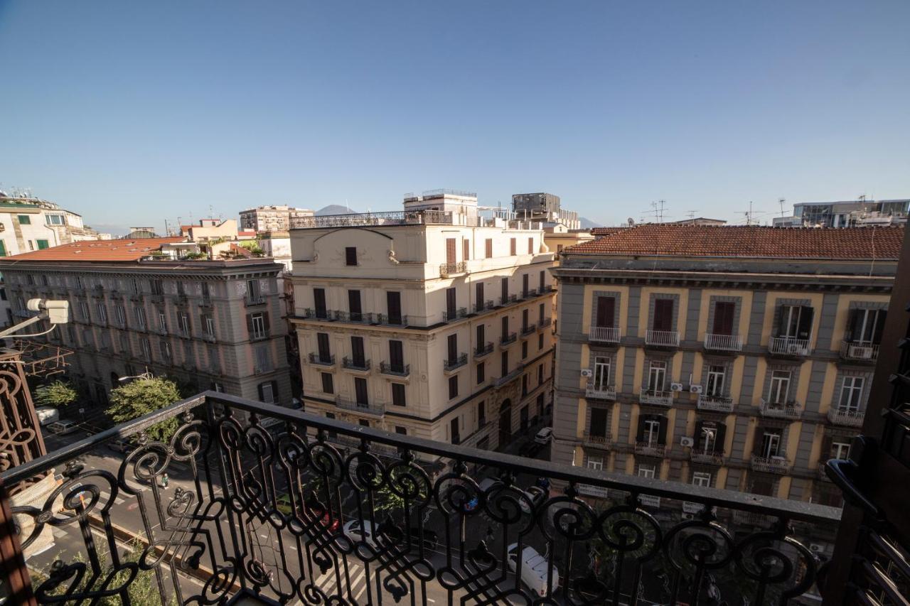 Bnb Al Centro E Meglio, Napoli Apartman Kültér fotó