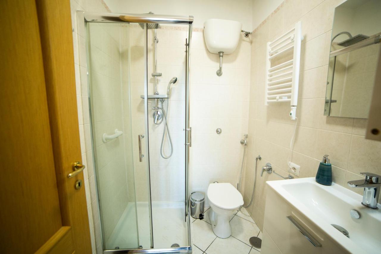 Bnb Al Centro E Meglio, Napoli Apartman Kültér fotó